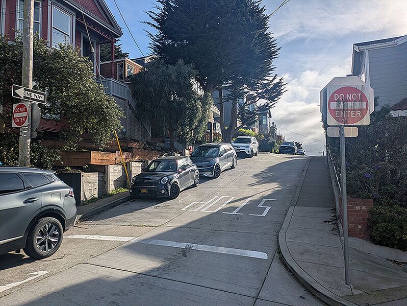 File:Elsie-and-esmeralda 20260213 231432200.jpg