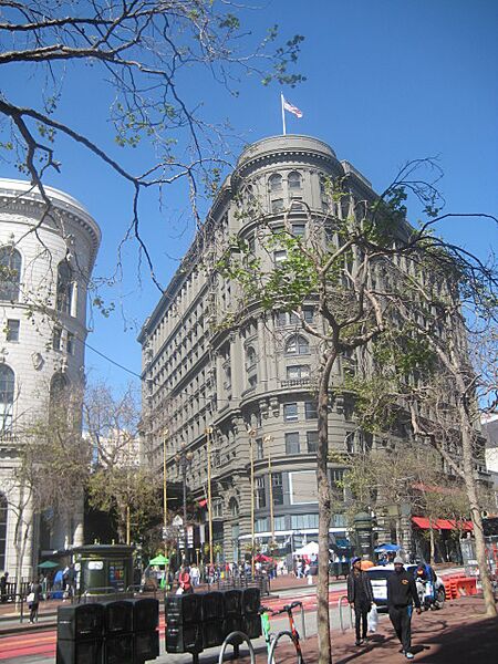 File:Flood Building 2023.sharpened.jpg