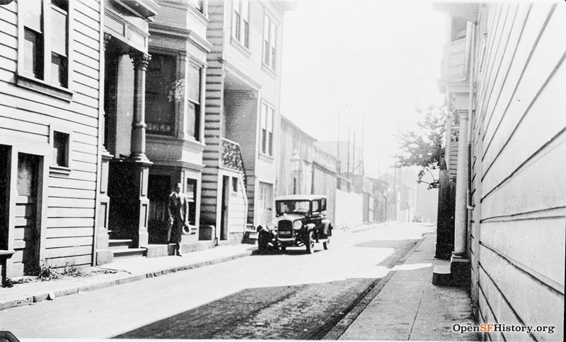 View south on Balmy Alley from 24th Street -- Musicians Album c1930 wnp26.1280.jpg