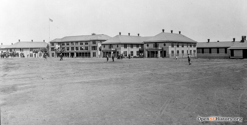File:Letterman Army General Hospital viewed from present Lincoln Blvd c 1910 opensfhistory wnp26.587.jpg