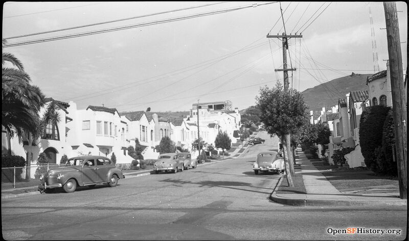 Tocoloma Ave Looking north to Bayview Hill 1940s opensfhistory wnp14.3458.jpg