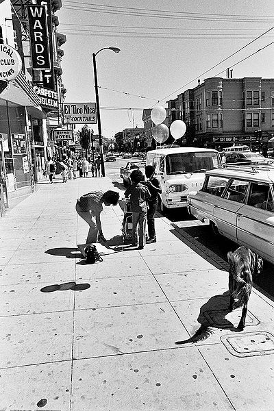 File:Mission-Street-south-from-near-23rd-El-Tico-Nica vertical 1464 Chuck-Gould.jpg