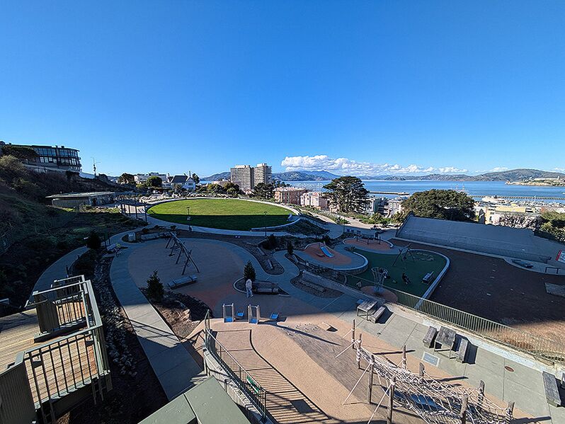 File:Francisco-Park 20250205 220756095.jpg