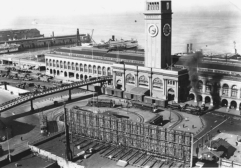 File:Ferry-Bldg-w-beltline-rr-and-overpass-and-turnaround-c-1930.jpg