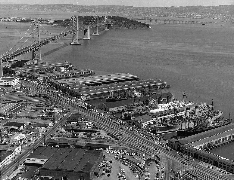 File:South-of-Bay-Bridge-piers-c-1972-courtesy-Jimmie-Shein.jpg