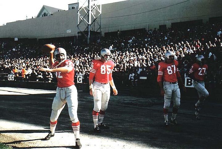 John Brodie warming up at Kezar via Ben Valdez 401208 2634982470706 1410084151 n.jpg