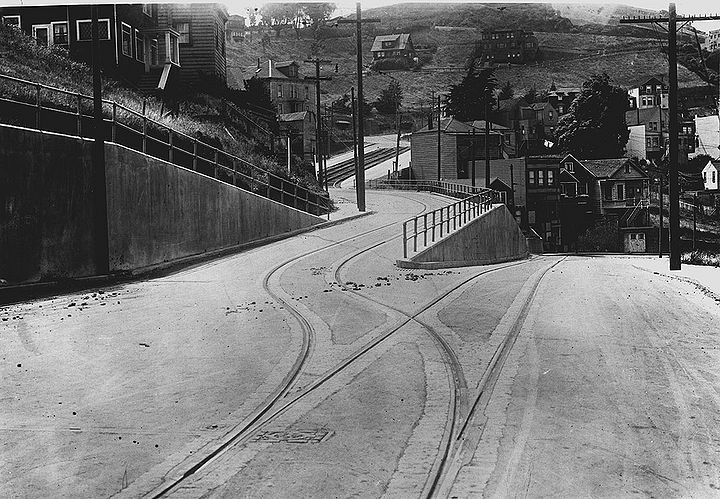 Market-and-Clayton-switchback-(Market-called-Falcon-until-1927)-c-1920 SFDPW.jpg