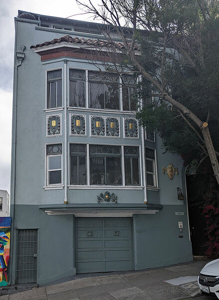 File:Inez-Burns-Fillmore-Street-Clinic 20220720 002058455.jpg