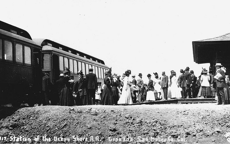 File:Granada-San-Mateo-Co-station-of-the-Ocean-Shore-RR-nd-1910s.jpg